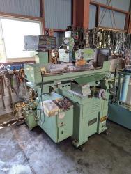 平面研削盤　Surface Grinding Machine